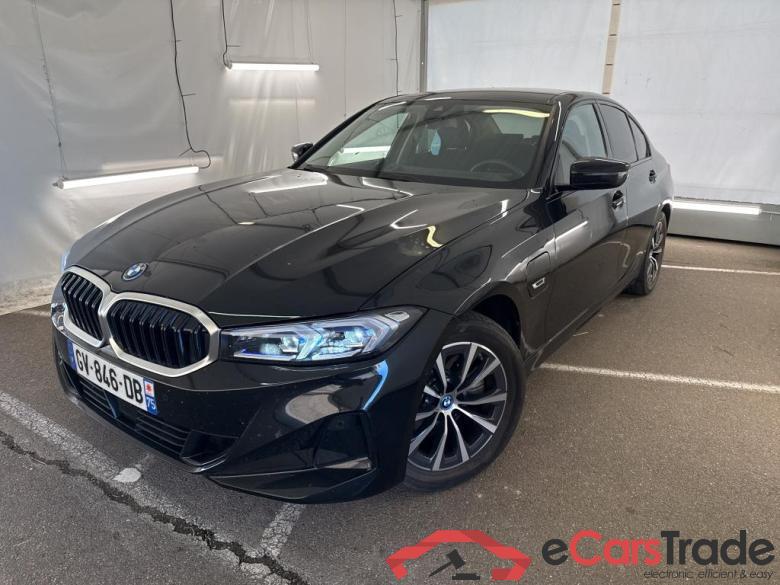 BMW Série 3 Berline / 2022 / 4P / Berline 320e 204ch Business Design BVA8 Hybride #1