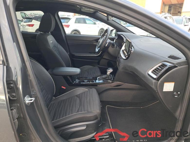 KIA XCeed / 2022 / 5P / todoterreno 1.5 MHEV GT-line 118kW (160CV) DCT #6