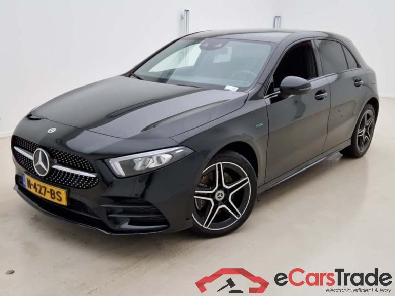 MERCEDES-BENZ A-klasse 250e Bns Sol. AMG Limited DCT #1
