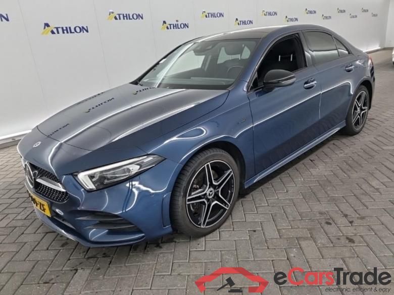 MERCEDES-BENZ A-Klasse Limousine A 250 e 8G-DCT Business Sol AMG Limited 4D 160kW #1