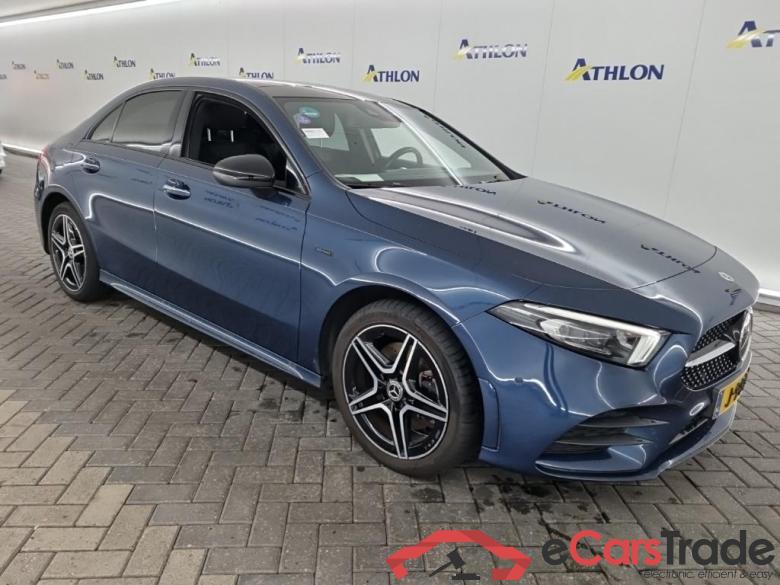 MERCEDES-BENZ A-Klasse Limousine A 250 e 8G-DCT Business Sol AMG Limited 4D 160kW #2