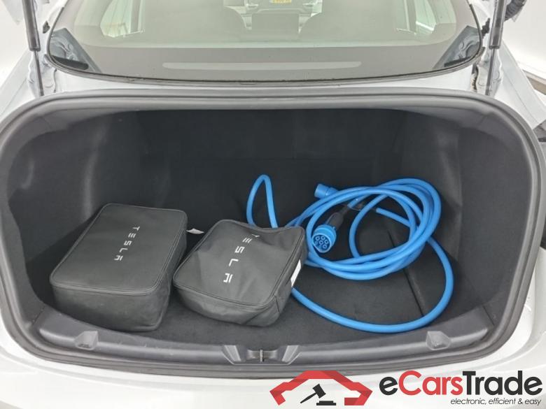 Tesla Model 3 Long Range Dual Motor AWD 4D 350kW #5