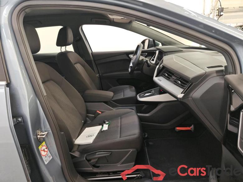 Audi Q4 e-tron 40 e-tron Launch edition 5d #3