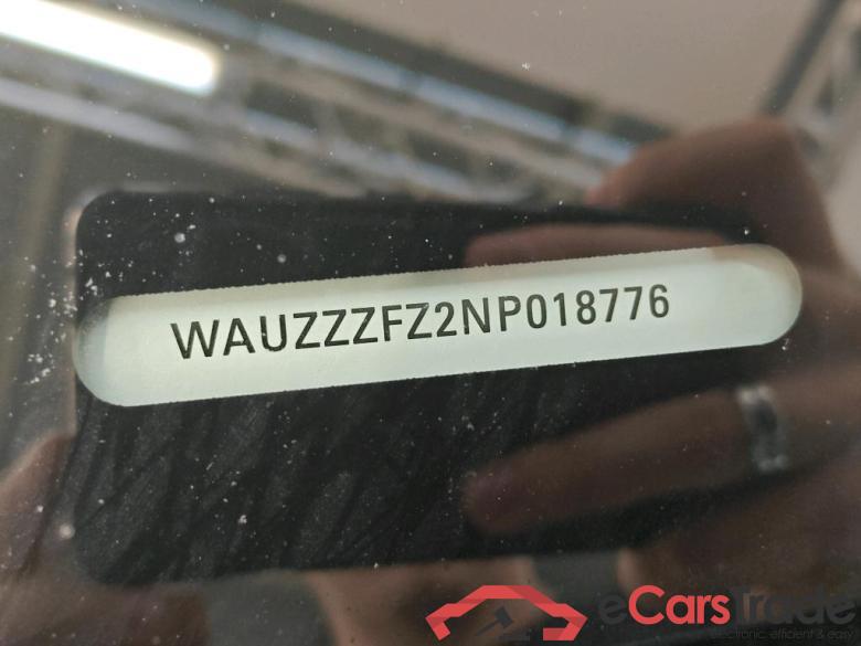 Audi Q4 e-tron 40 e-tron Launch edition 5d #6