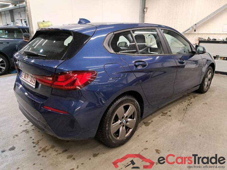 BMW - BMW 1 HATCH 118iA 136PK Advantage Pack Business With Heated Sport Seats & Live CockPit Nav Plus & Comfort Access & PDC Front & Rear  * PETROL * #2