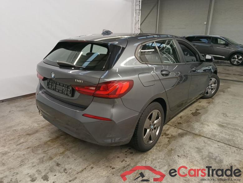 BMW 1 Reeks Hatch 118i (103 kW) 5d #2