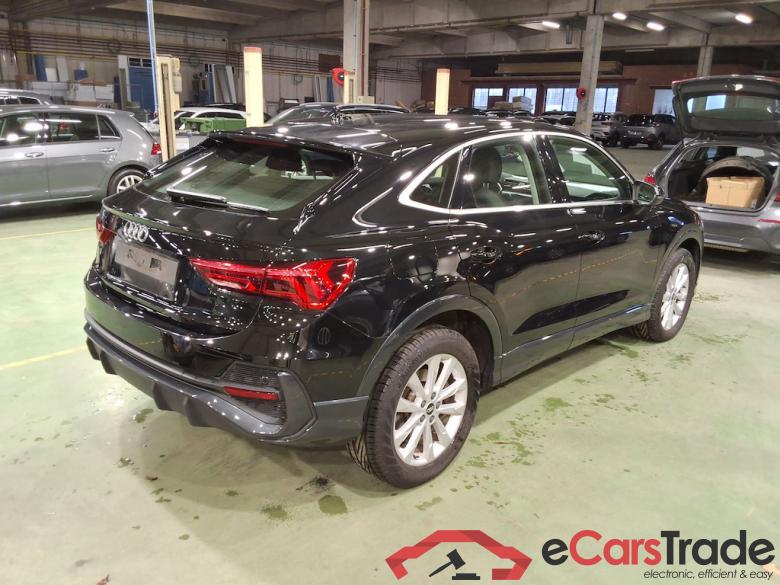 AUDI Q3 Sportback 1.4 45 TFSI E S TRONIC #4