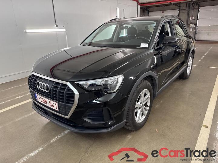 Audi Q3 Q3 35 TFSI S tronic Bus. Ed. Attraction 110kW/150pk  5D/P Auto-7 (4 seizoenen Banden) - CO2 indicatief #1