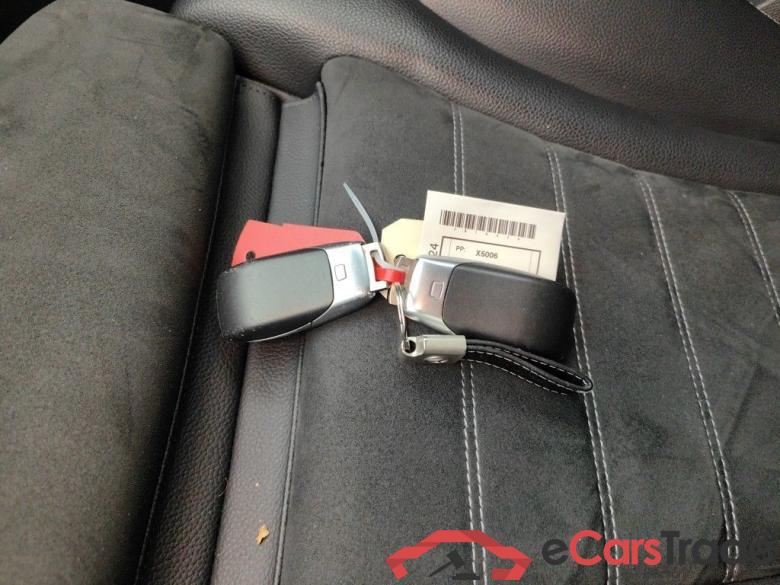 MERCEDES CLASSE C BREAK DIESEL (S205) - 2018 C 300 de 194 Business Solution AMG (EU6d-TEMP) 5d Auto #4