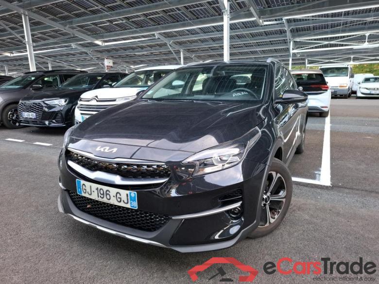 KIA XCeed / 2019 / 5P / Crossover 1.6 GDI ISG ISG PHEV ACTIVE BUS DCT6 #1