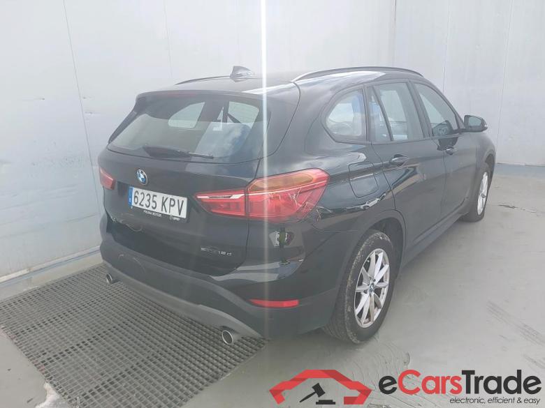 BMW X1 / 2015 / 5P / todoterreno sDrive18d Business #2