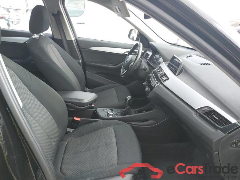 BMW X1 / 2015 / 5P / todoterreno sDrive18d Business #6