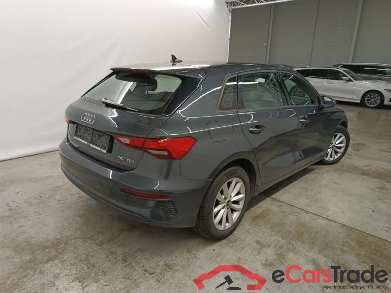 Audi A3 Sportback 2.0 30 TDi 85kW 5d #2