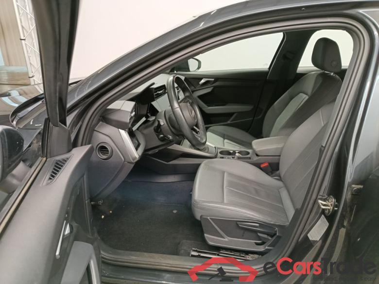 Audi A3 Sportback 2.0 30 TDi 85kW 5d #3