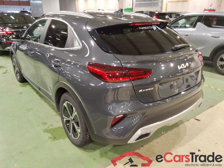 KIA XCEED 1.6 GDI PHEV DCT BUSINESS LINE #2