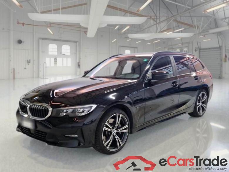 BMW SERIE 3 / 2018 / 5P / STATION WAGON 330E XDRIVE BUSINESS ADVAN. TOURING AUTO #1
