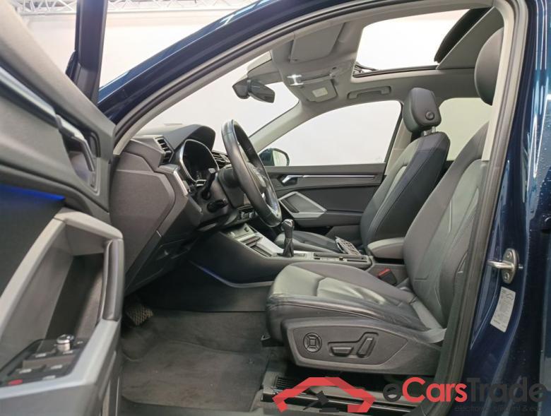 Audi Q3 35 TDI S tronic Advanced Business Editio 5d #3