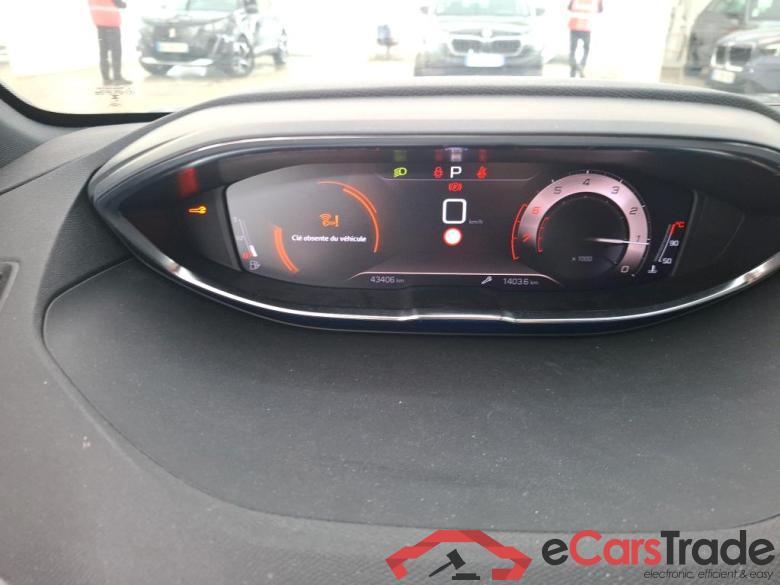 PEUGEOT 3008 / 2020 / 5P / SUV PureTech 130 S&S EAT8 GT #6