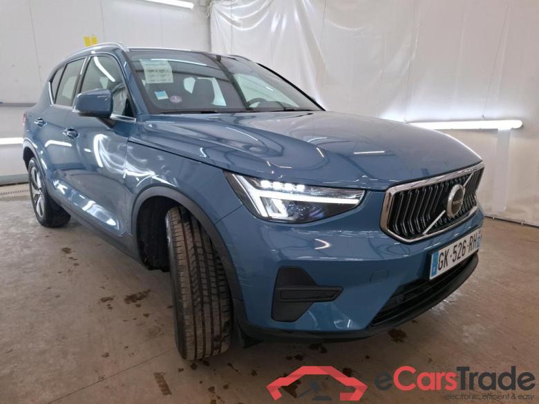 VOLVO XC40 / 2022 / 5P / SUV Recharge T4 211 DCT7 Start #4
