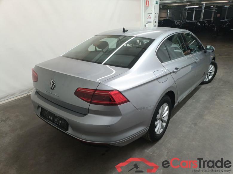 Volkswagen Passat 2.0 TDI 110kW Style Business 4d #2