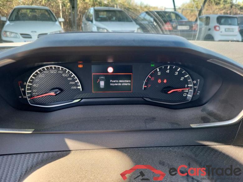PEUGEOT 2008 / 2019 / 5P / todoterreno Active Pack BlueHDI 81kW (110CV) #4