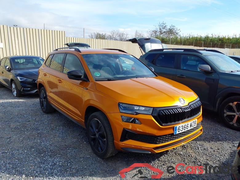 SKODA Karoq 2.0 TDI 110kW 150cv DSG Automático Sportline #1
