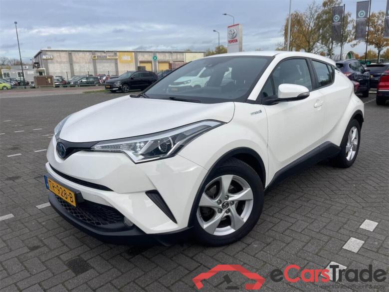 TOYOTA C-HR 1.8 Hybrid Active #1