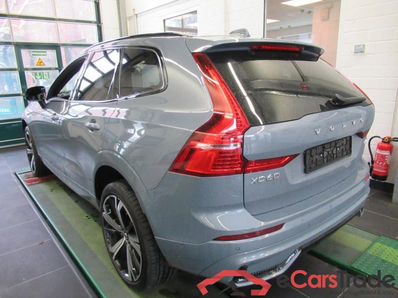 Volvo XC60 (03.2017->) DE - SUV5 B5 (Benzin) AWD EU6d, Ultimate Dark Mild-Hybrid (EURO 6d), (Facelift) #4