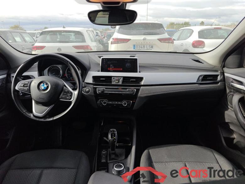 BMW X2 / 2017 / 5P / todoterreno sDrive18d (AC) #3