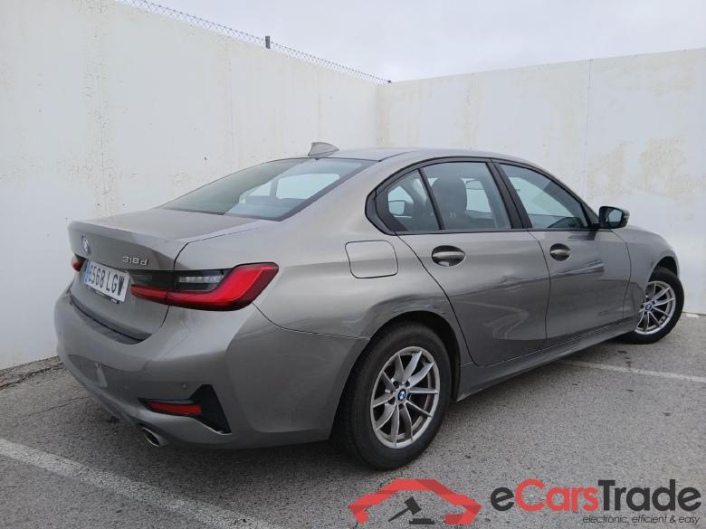 BMW Serie 3 / 2018 / 4P / sedán 318d #2