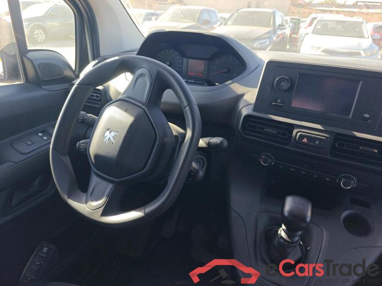 PEUGEOT Partner / 2018 / 3P / furgón derivado de turismo Pro Standard 600kg BlueHDi 73kW #3