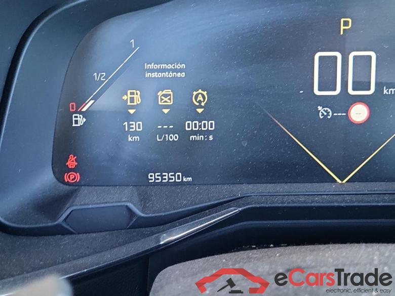 DS DS 7 Crossback / 2017 / 5P / todoterreno BlueHDi DE 96kW (130CV) Auto. CHIC (AC) #5