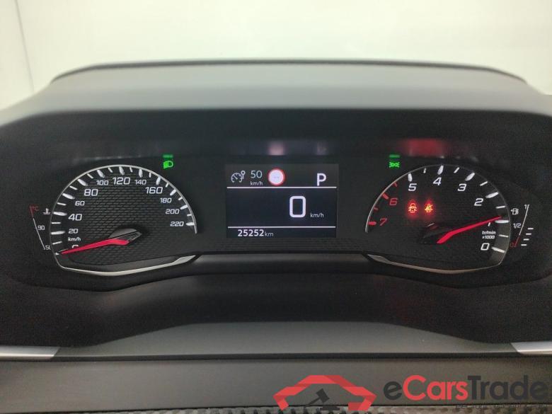 Peugeot 208 1.2 PureTech 100 EAT8 S&S Active Pack 5d #6