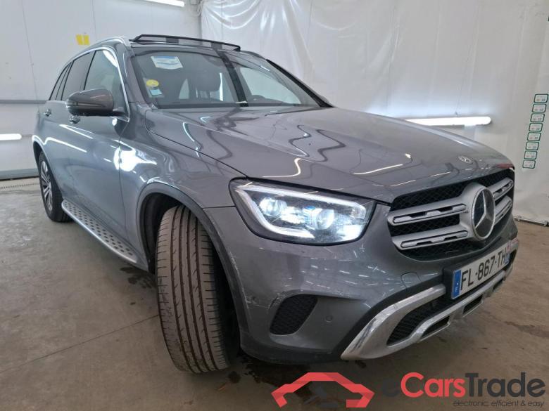 MERCEDES-BENZ GLC / 2019 / 5P / SUV GLC 220 d Avantgarde Line 4Matic #4