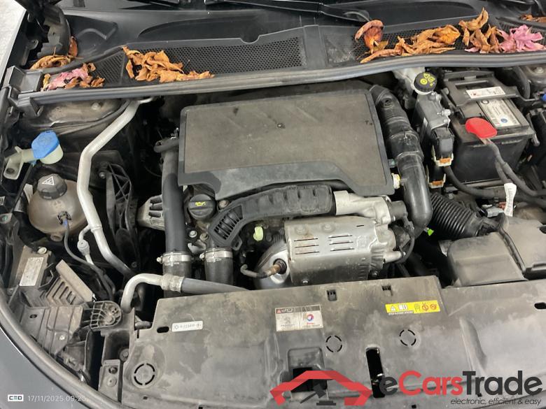 PEUGEOT 308 1.2 PURETECH 96KW S-S AUTO ALLURE #6