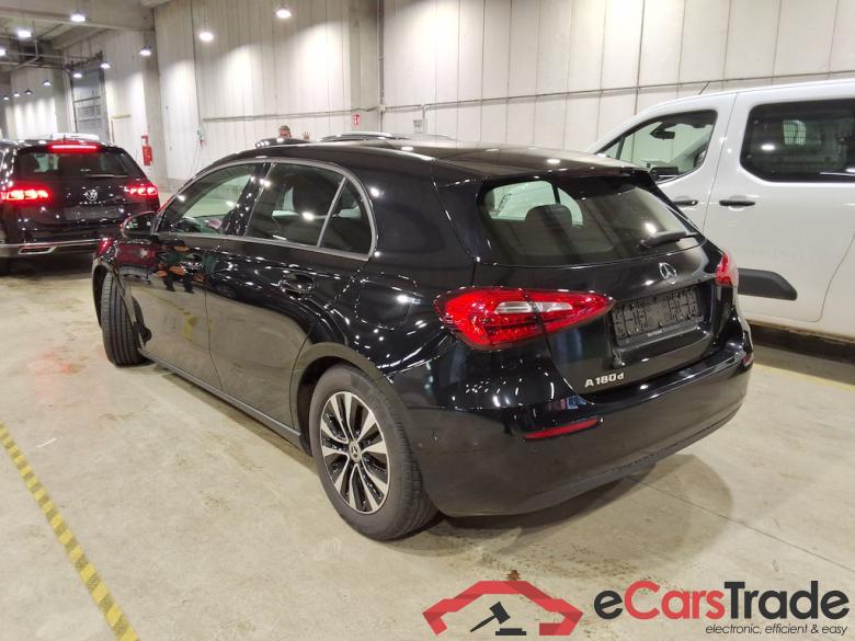 MERCEDES-BENZ A-CLASS 2.0 A 180 D BUSINESS SOLUTION ESSENTIAL #2