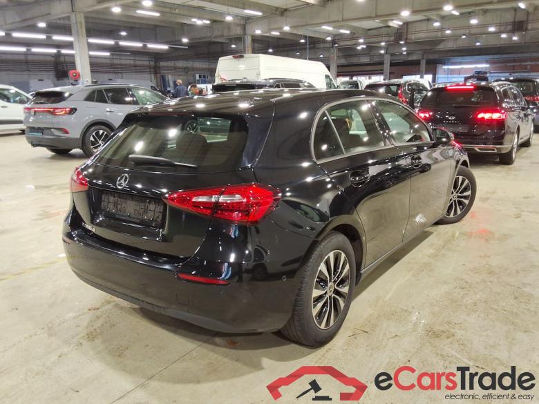 MERCEDES-BENZ A-CLASS 2.0 A 180 D BUSINESS SOLUTION ESSENTIAL #4