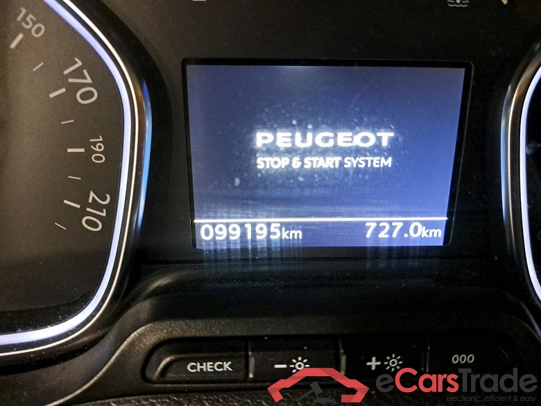 PEUGEOT - PEU TRAVELLER B.HDi 150PK Business With Sliding Door & 3 Seater Bench #5