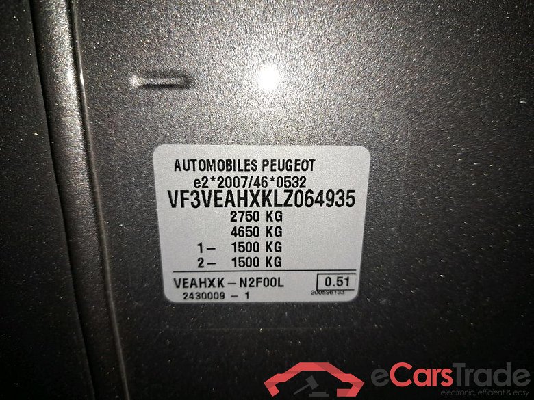 PEUGEOT - PEU TRAVELLER B.HDi 150PK Business With Sliding Door & 3 Seater Bench #6