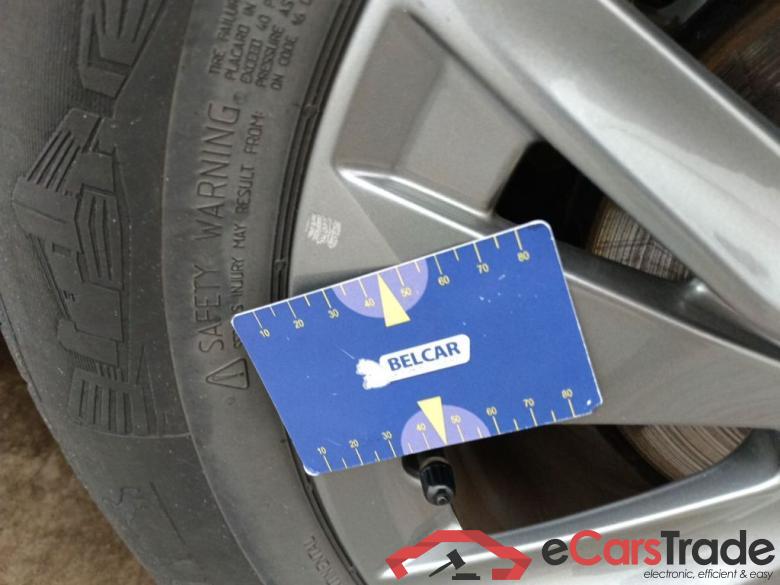 PEUGEOT E-2008 50 kWh Active 5d #5