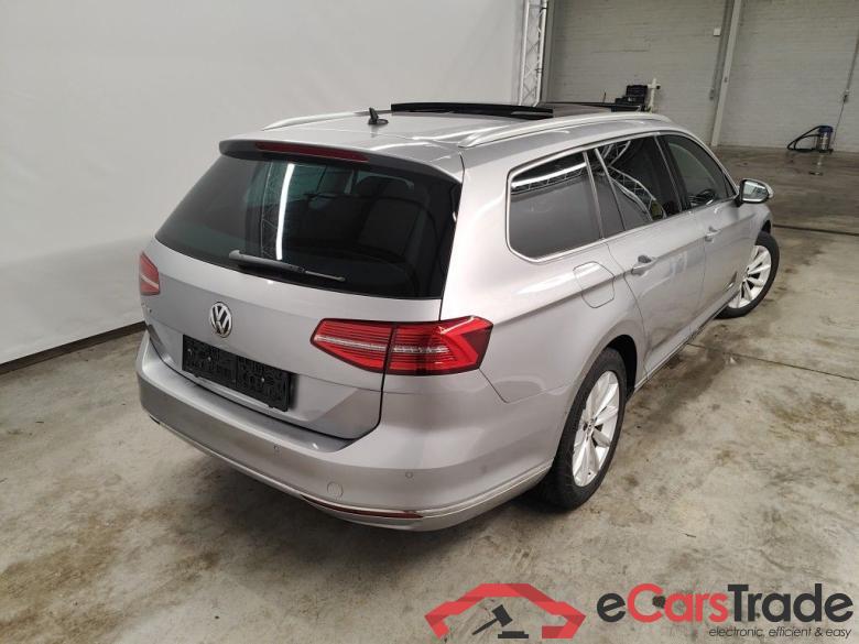 Volkswagen Passat Variant 1.6 TDI Highline Business DSG-7 5d #2