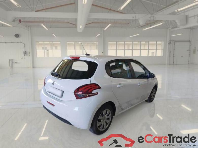 PEUGEOT 208 / 2015 / 5P / BERLINA ACTIVE BLUEHDI 100CV S/S #2