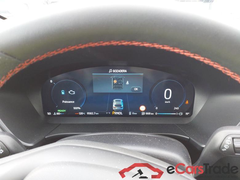 FORD Kuga 2.5 243CV Automático    ST-LINE X #4