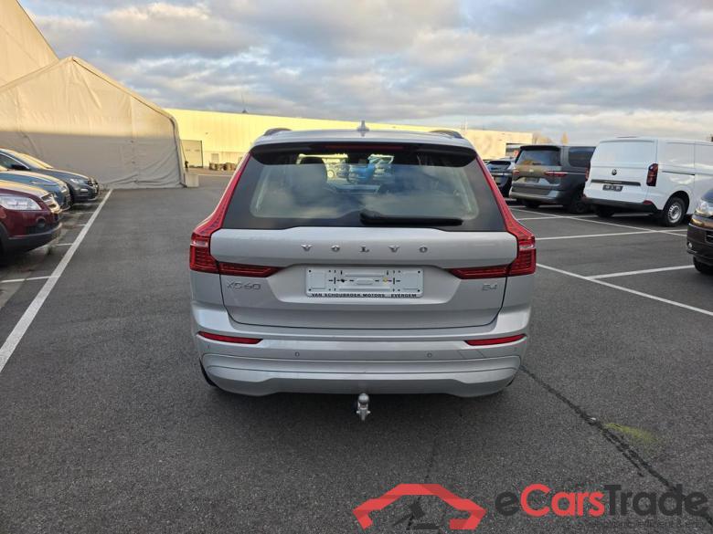 VOLVO XC60 Diesel 2.0 B4 MHEV Momentum Pro #6