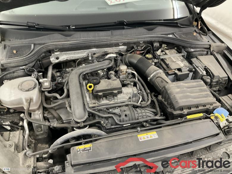 VOLKSWAGEN GOLF VARIANT VIII 1.0 TSI 81KW LIFE #6