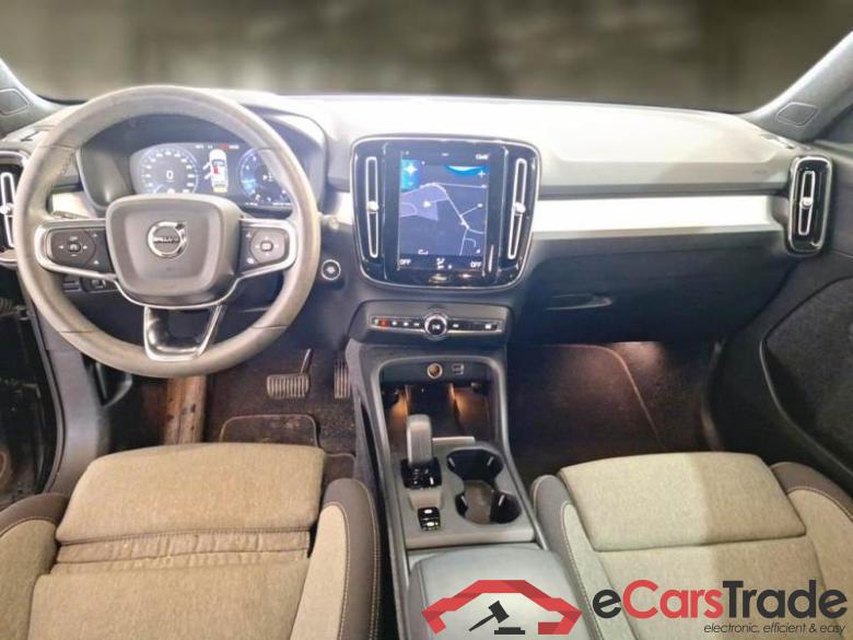 VOLVO XC40 / 2021 / 5P / SUV T2 AUTOMATICO CORE #3
