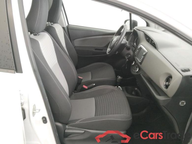 TOYOTA Yaris / 2017 / 5P / berlina con portón 1.5 100H Active #6