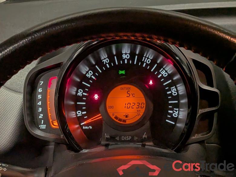 PEUGEOT 108 1.0 e-VTi Allure #6