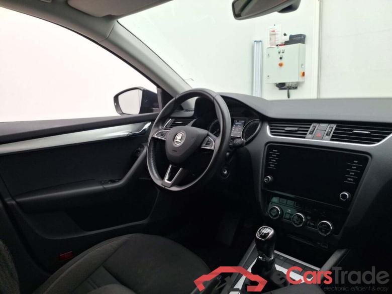 SKODA OCTAVIA COMBI 1.6 CRTDI GREENTECH AMBITION #3
