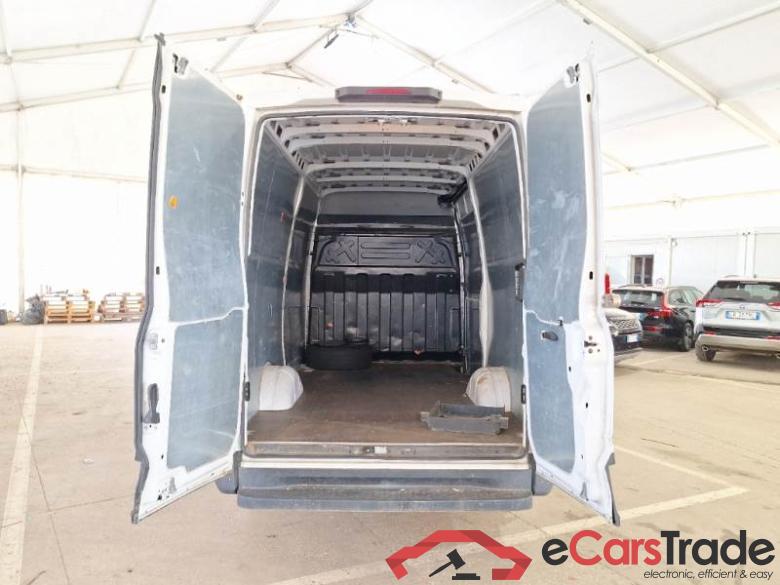 IVECO DAILY / 2021 / 4P / FURGONE 35S14NV 3520L H2 BLUE P. #5